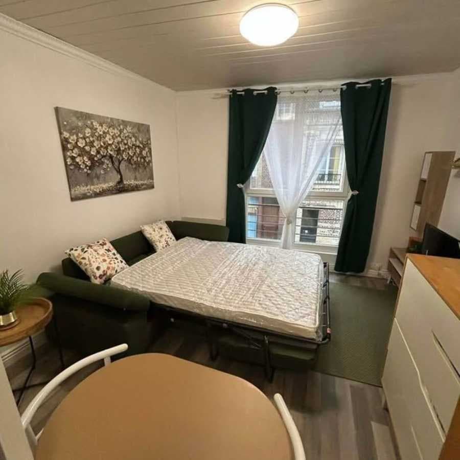 Studio 1 pièce 17 m²