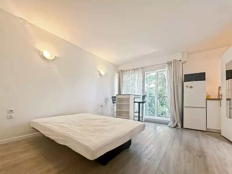 Location appartement 1 pièce 22,15 m² Montreuil (93100) - Superimmo