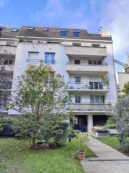 Location appartement 1 pièce 23 m² Boulogne-Billancourt (92100) - Superimmo