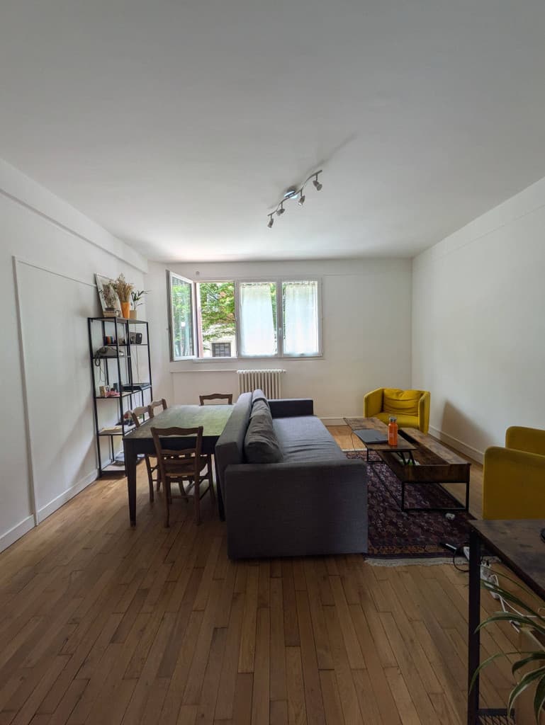 Loue chambre dans appartement 60m² Cachan – à 3 min du RER Bagneux