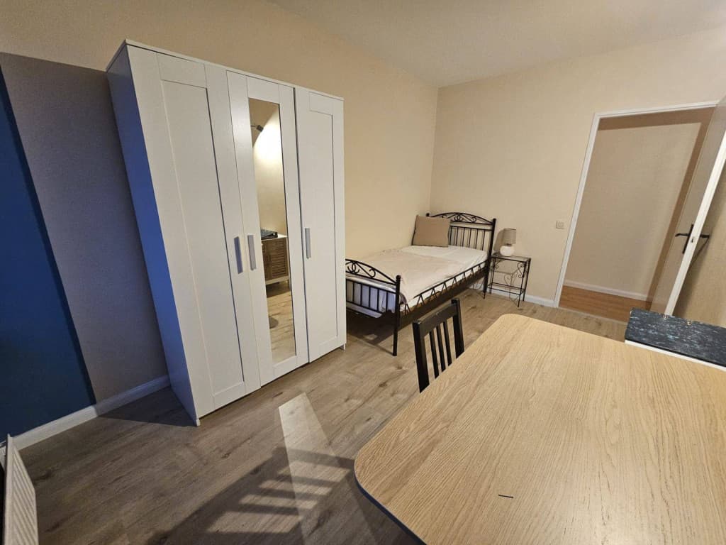 Chambre dans une coloc de 3 filles à Bruxelles
