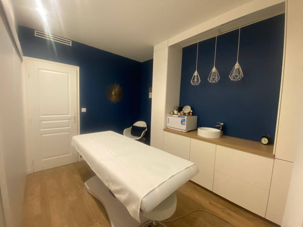 Loue local commercial - 10m²