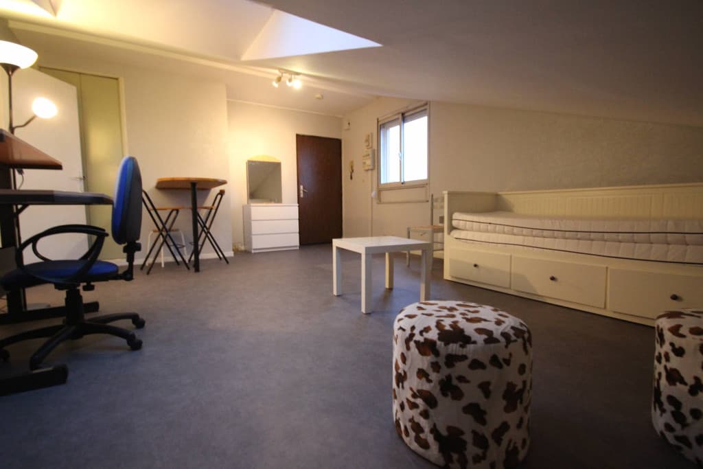 STUDIO MEUBLE ETUDIANT CHR LILLE