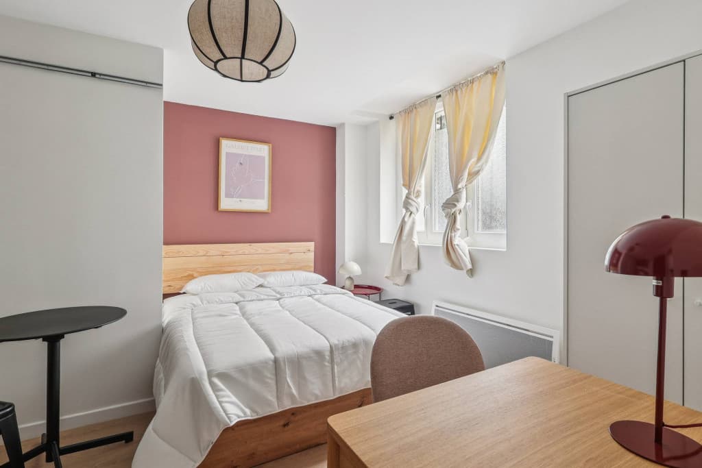 Loue studio spacieux - 14m² - Boulogne métro 10
