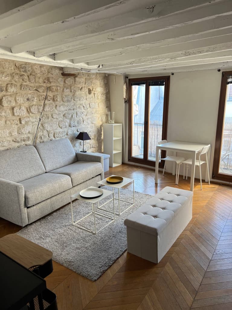 Location studio meublé 27m² à Paris 1er