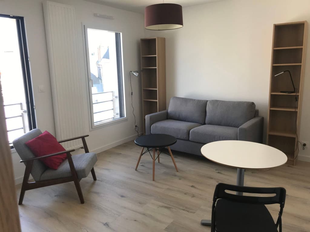 A louer studio meublé récent étudiant 24m² quartier Olivettes /FAC médecine pharma dentaire