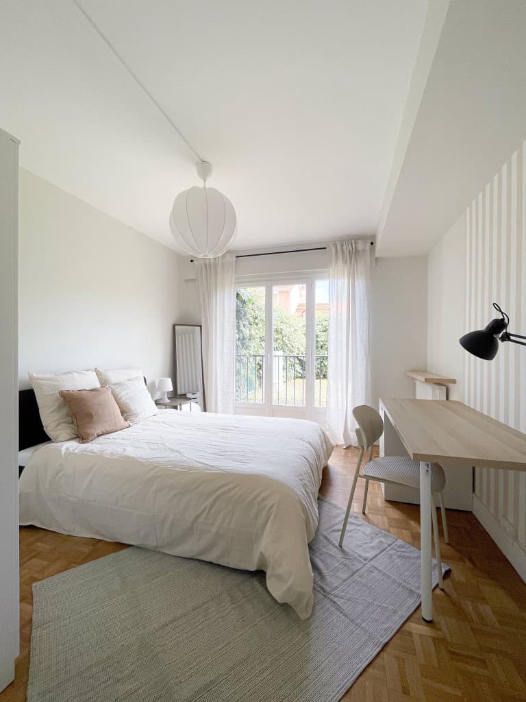 Loue chambre en colocation dans appartement - 68m² - proche Paris