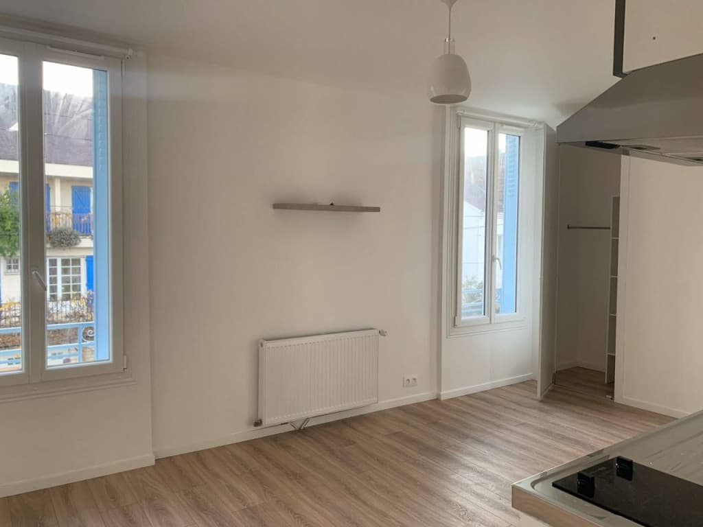 Location d’un appartement à L’Haÿ-les-Roses : 24m², 680 € toutes charges comprises à partir 04/07/2026