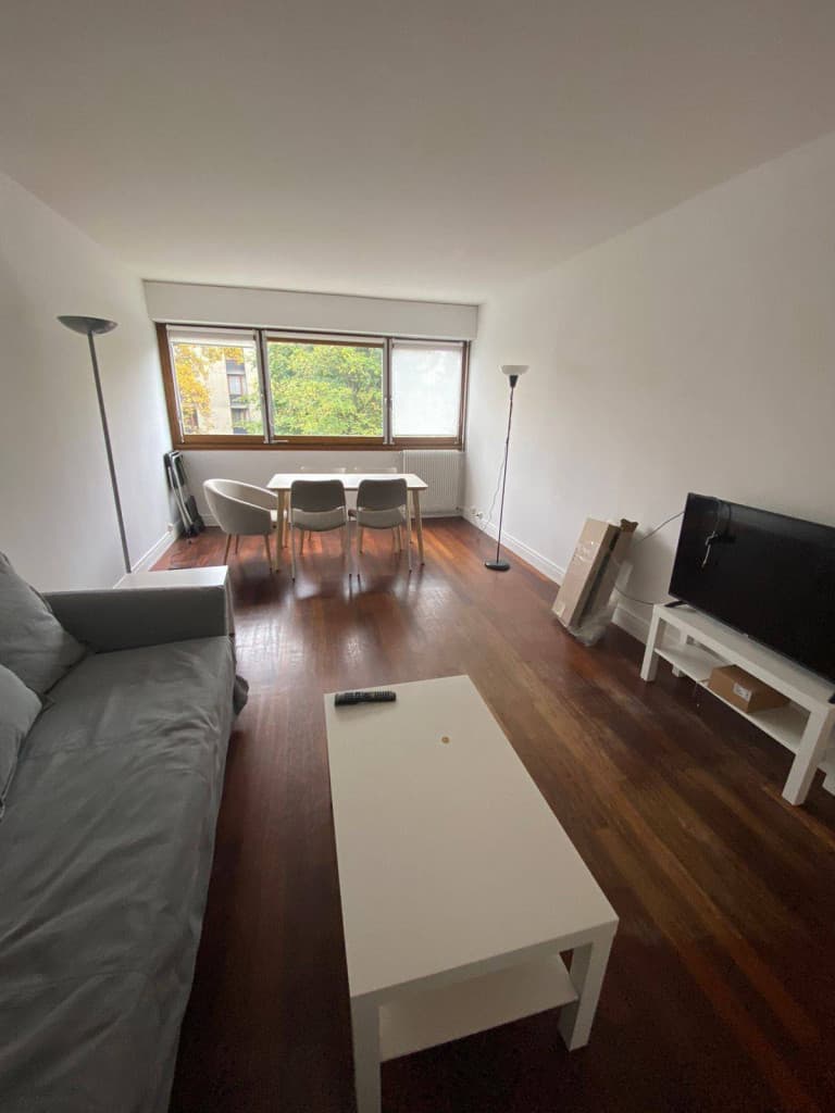 Loue chambre en colocation 64m² Paris pour l’été