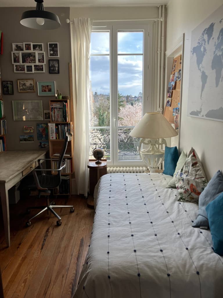 Loue chambre - 10m² dans maison - Fontenay-aux-Roses face RER août 2026
