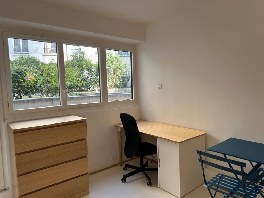Loue studio Paris 13 du 10 juillet au 15 août