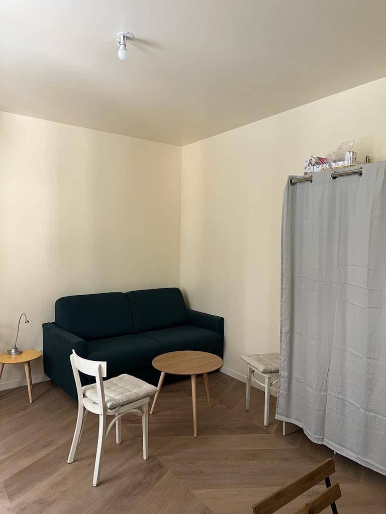 Loue studio Paris Dupleix - 21m²