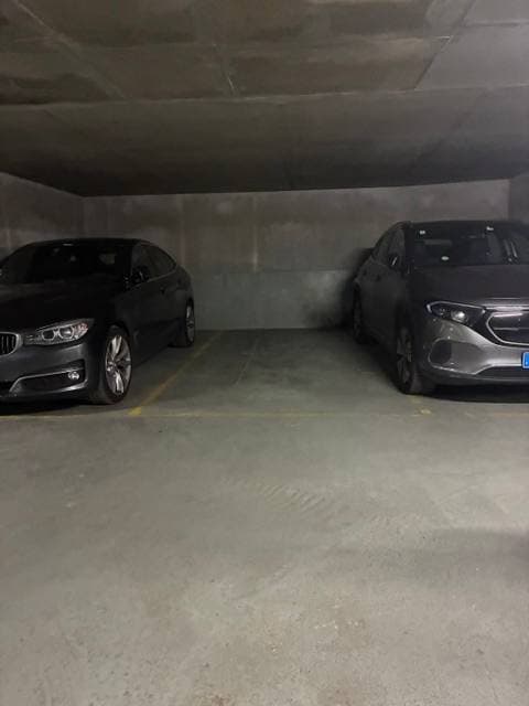 🚗 À louer – Place de parking – Paris 15e (Place du Commerce)