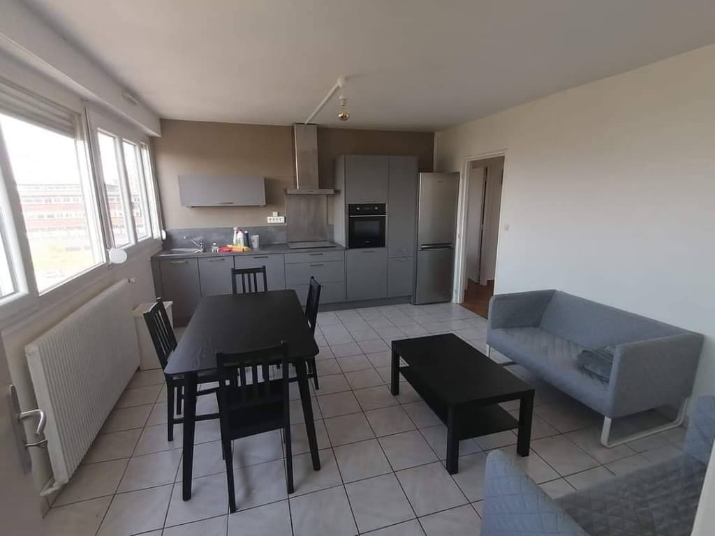 Loue chambres colocation appartement 75m² Cergy Prefecture