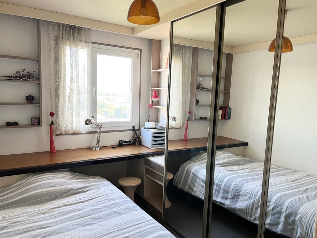 Loue chambre de 9,5m² dans appartement familial (93 - Bobigny)