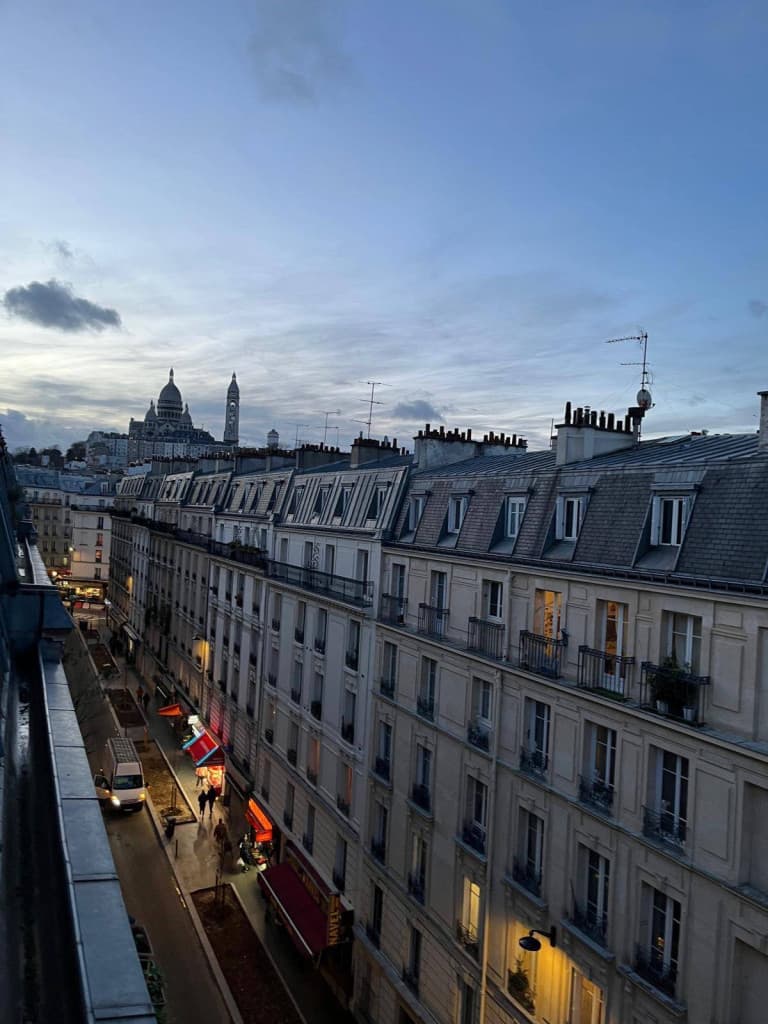 Loue studio - 11m² - Paris