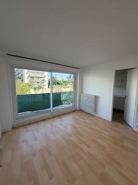 Location appartement 1 pièce 25,59 m² Bagnolet (93170) - Superimmo