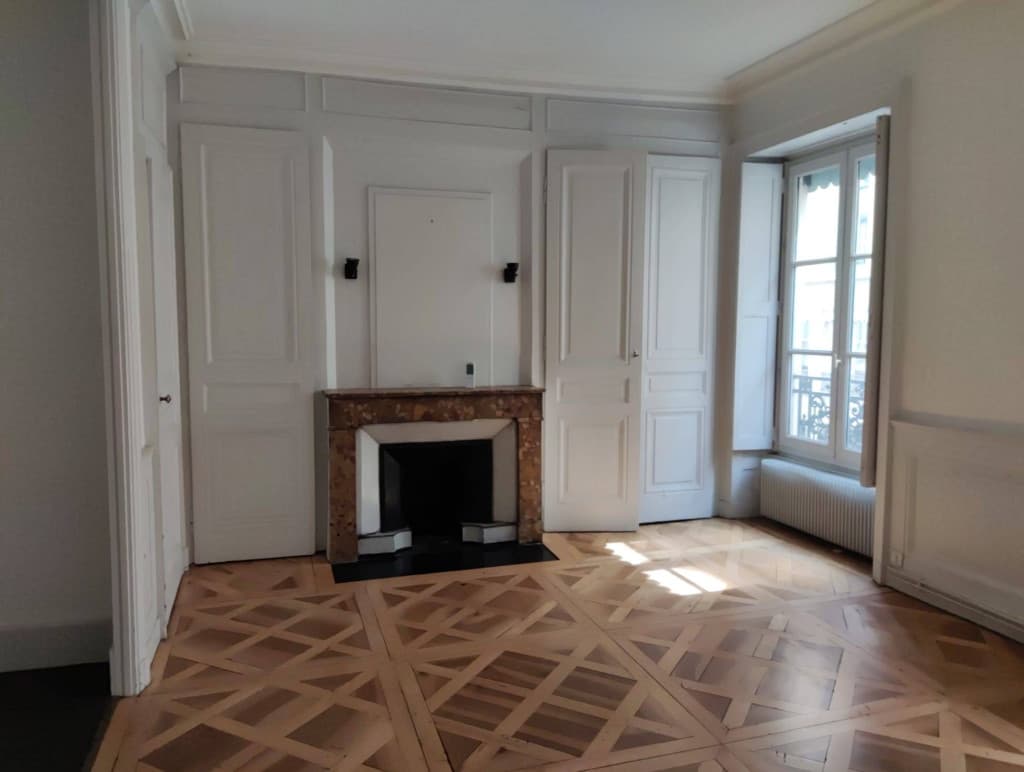 Loue appartement 3 pièces, 83m², Lyon 2ème