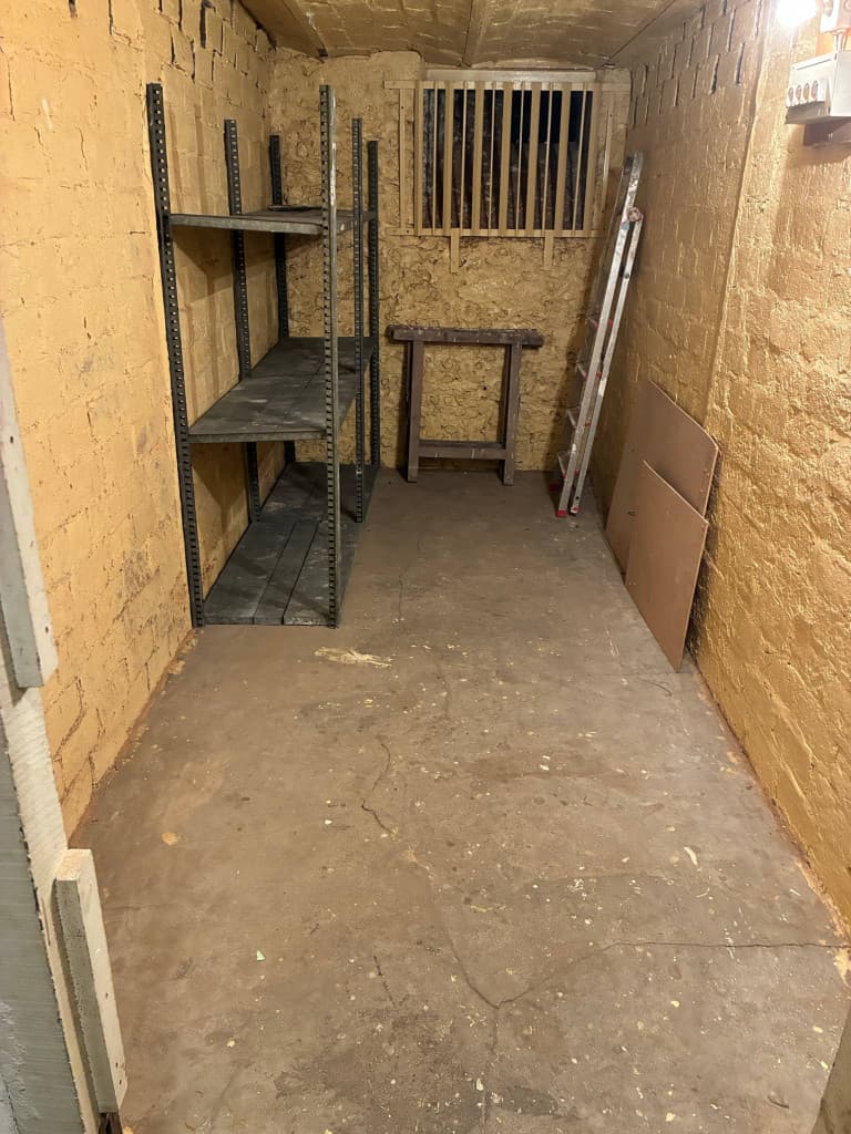 Location cave 9m2 Paris 10