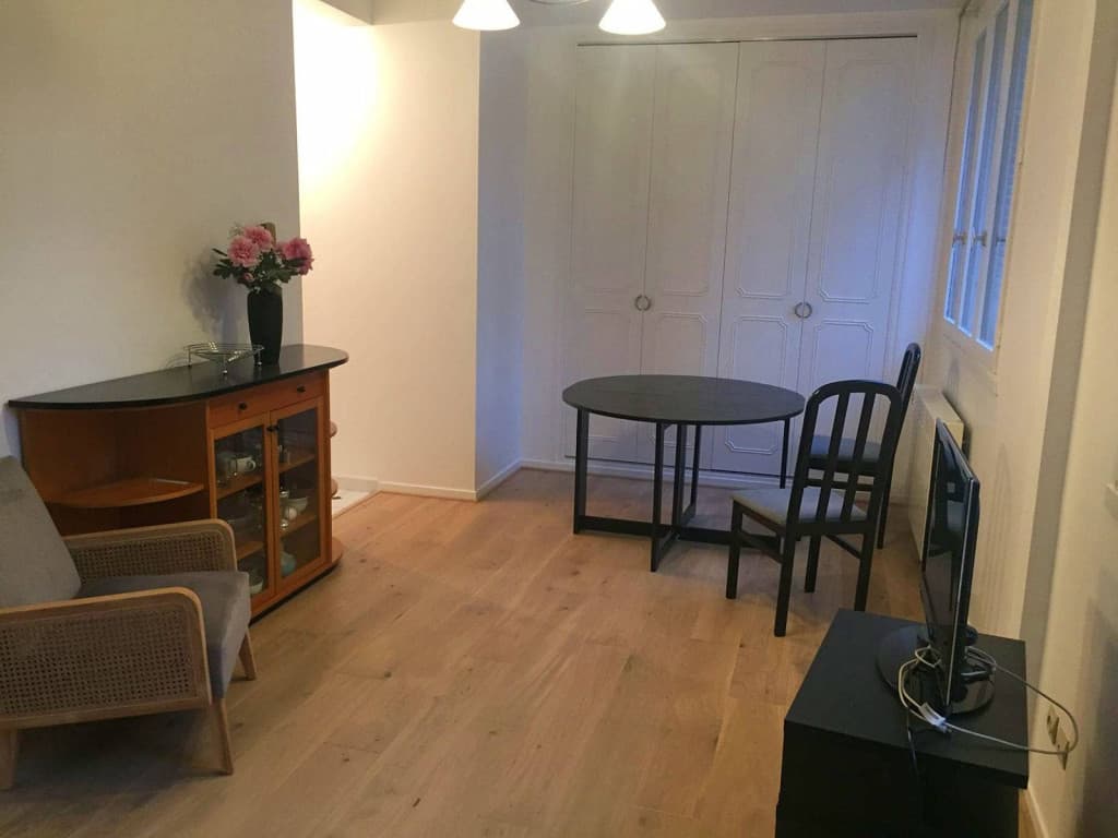 Loue T2 40m², meublé à Paris 14ème