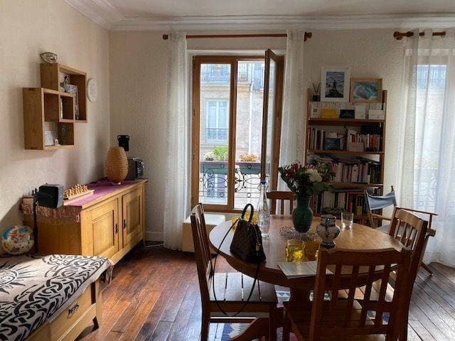 Loue t2 - 46 m² - Paris