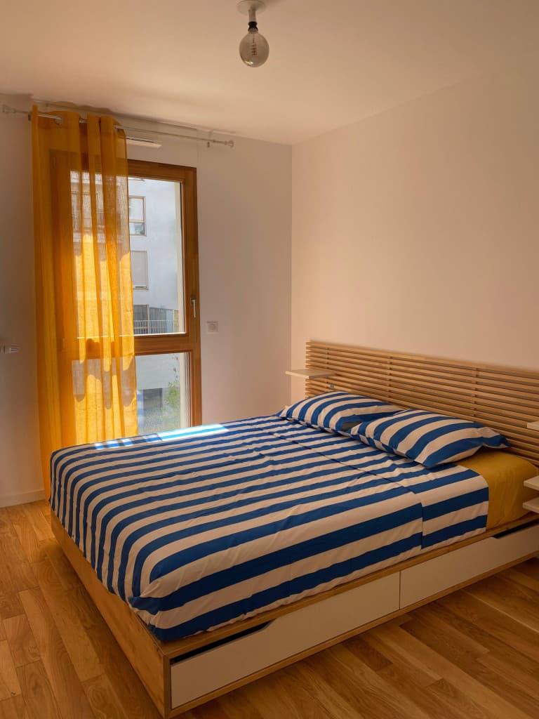 Loue chambre en colocation dans appartement - 66m² - Proche Buttes-Chaumont et Parc de la Villette