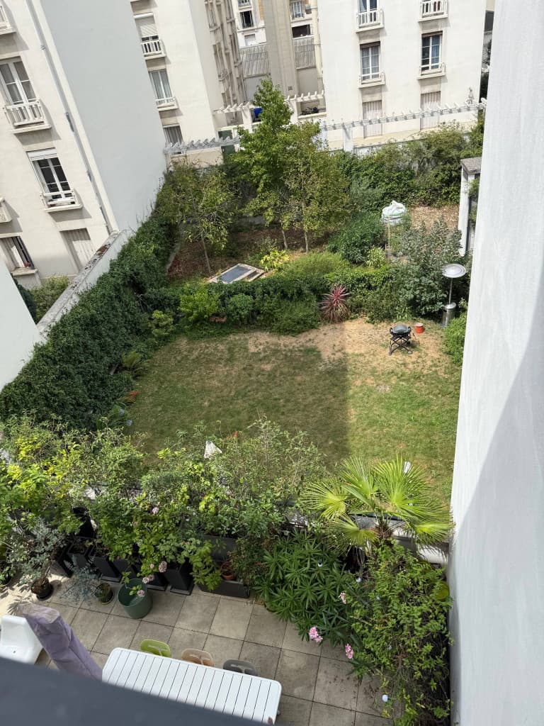 Studio meublé de standing – 28 m² avec balcon – Résidence récente – Asnières-sur-Seine, quartier Mairie