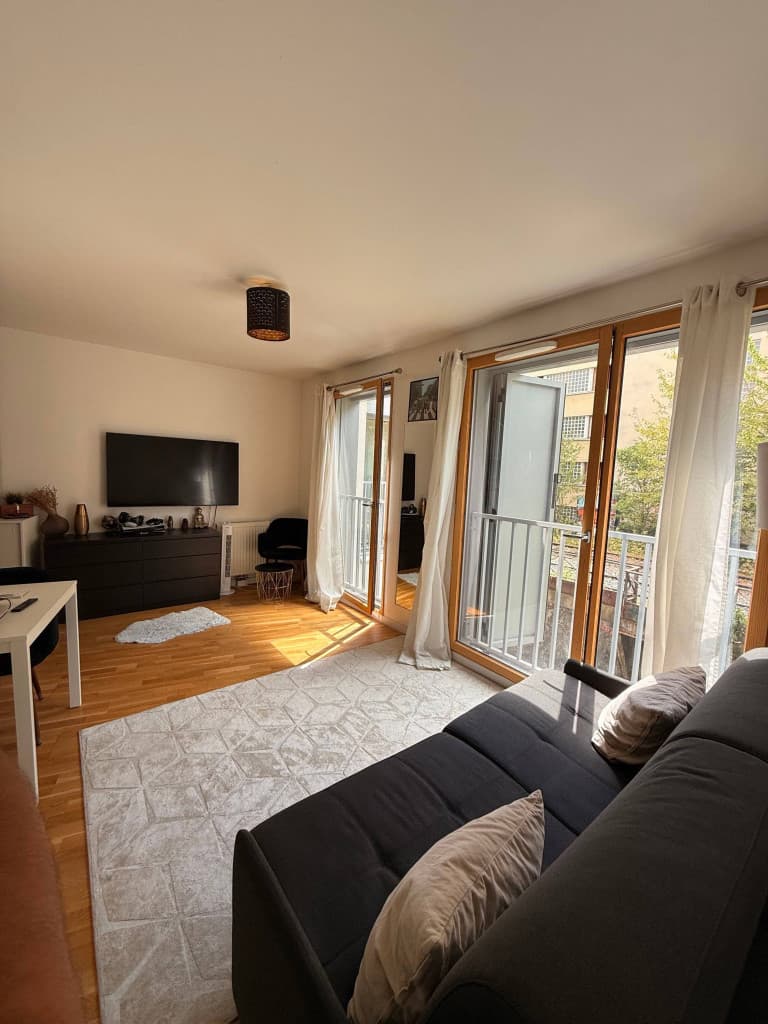 Sous-location – Appartement moderne Paris 20ᵉ– 1 mois