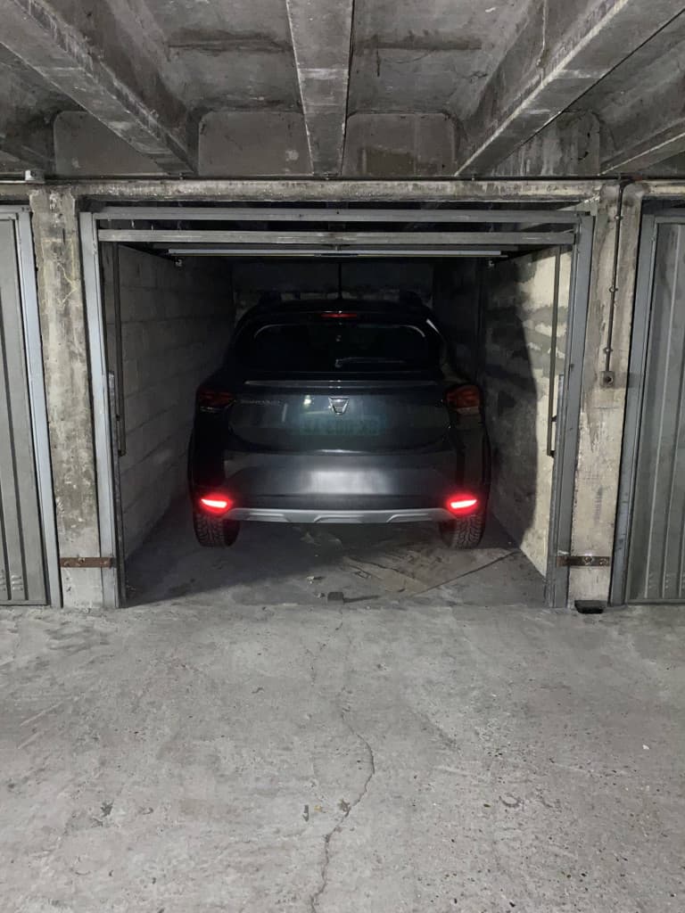 Loue place de parking Paris 18 - proche Jules Joffrin.
