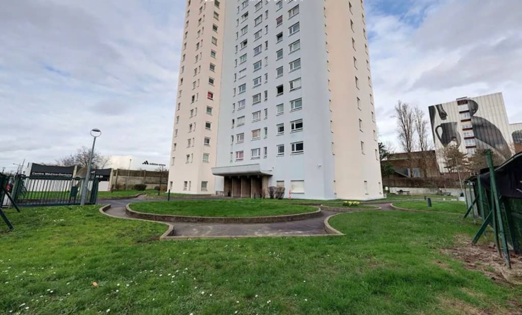Loue appartement en colocation - 50m² - Paris 18ème