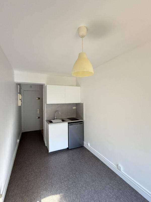 Loue studio - 13.42 m² - 1 pièce - Paris
