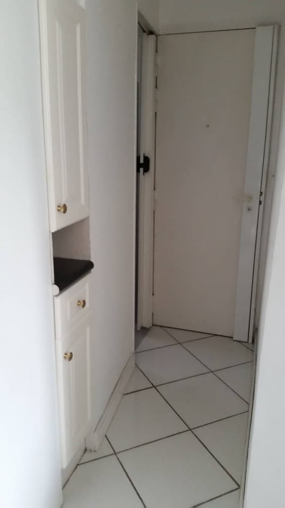 Loue 2 pièces 30m2 près de place de la nation Paris 20ème