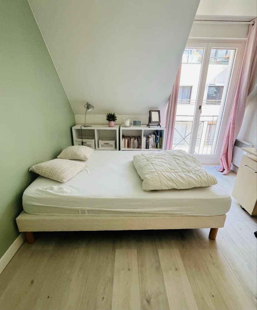 Chambre meublée de 12 m2 avec douche privative à Boulogne Billancourt
