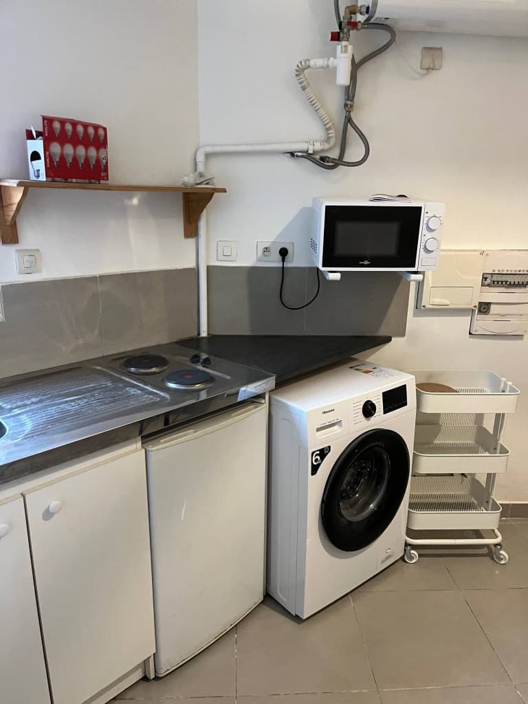 Loue studio meublé - 14m² - Lille Wazemmes Rue Hôpital St Roch