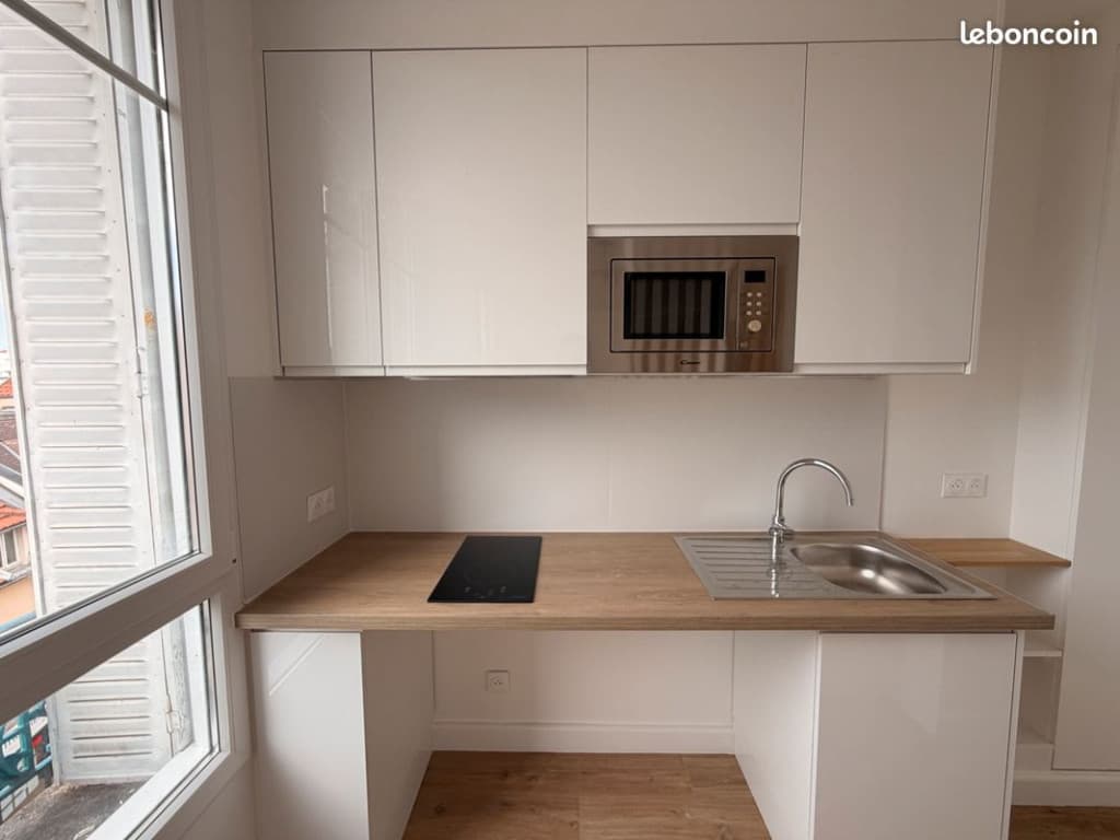 Appartement NANTERRE 1 Pièce 17.77 m²