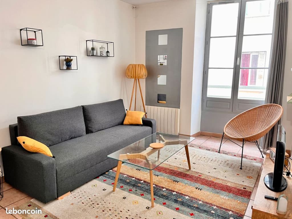 Location meublé LD Apt. 36m2 2pcs: 1er arrondissement, Hypercentre Marseille