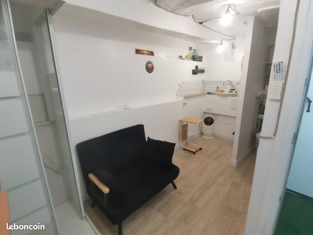 Loue studio 10m2