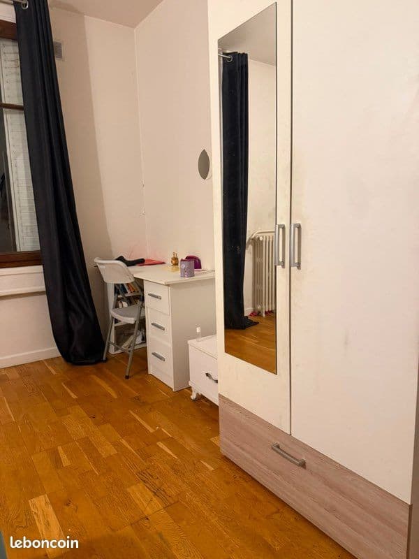 Studio à 2 stations de Paris