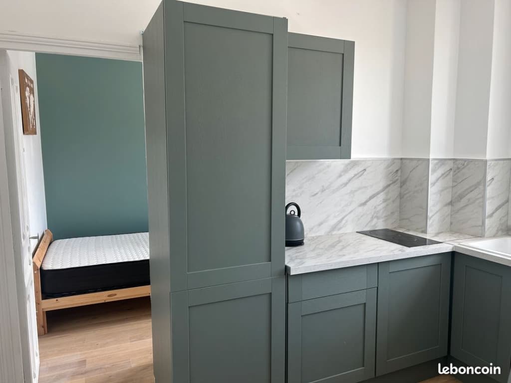À LOUER – Charmant studio meublé 24 m² – Proche Tram