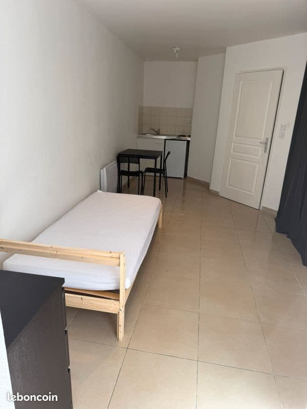Longwy studio meublé 16m²