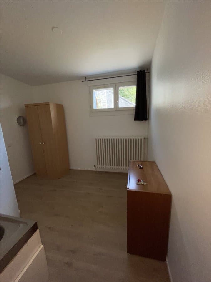 Studio 1 pièce 13 m²