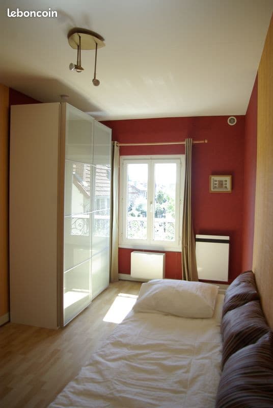 Location meublée studio 21 m² Cachan Proche RER B