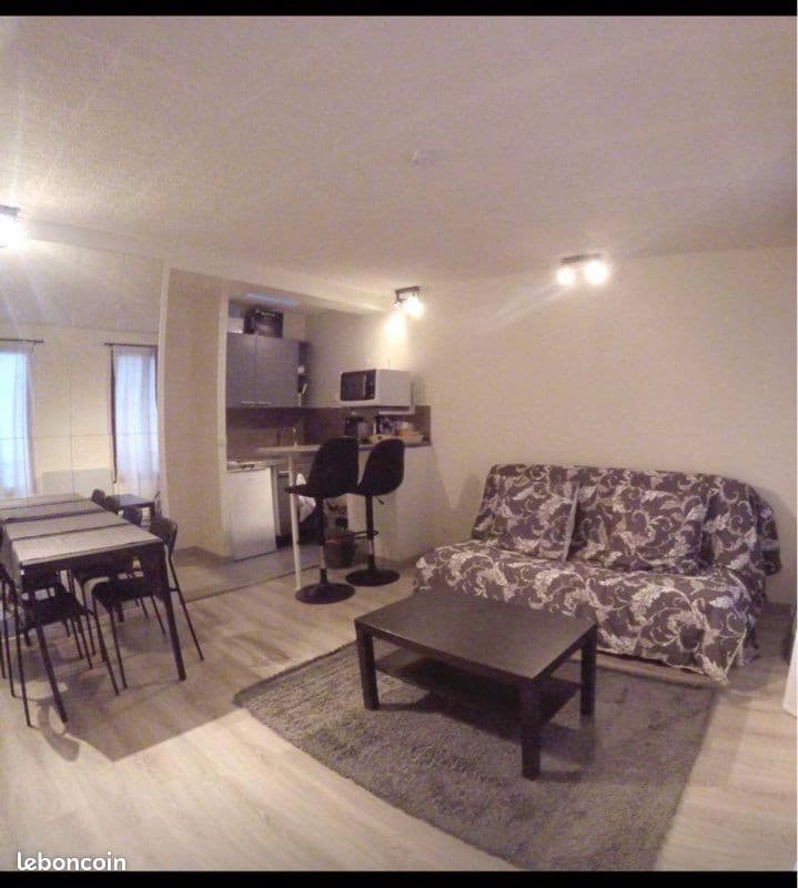 Appartement 2 pièces en duplex de 33m2 en location meublée au porte de Paris