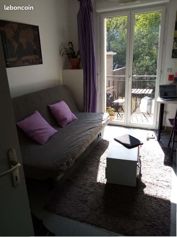 Studio 16m2 métro Villejuif Léo Lagrange