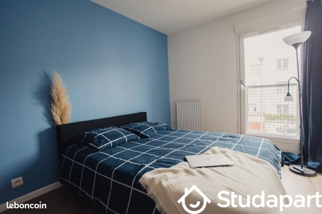 Chambre 1 pièce 14 m²
