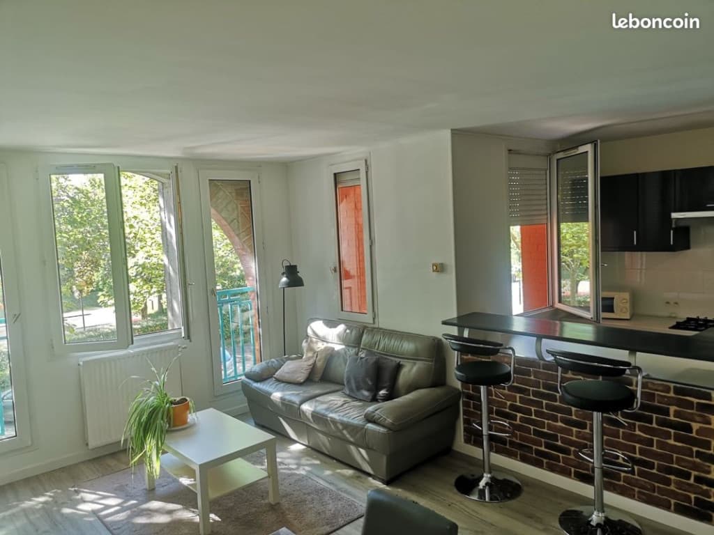 Location appart meublée T2 57m2