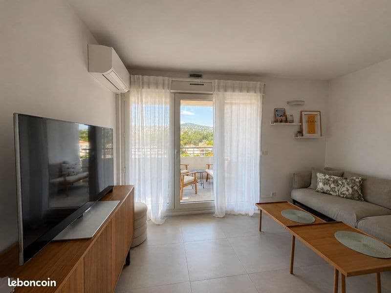 À louer - T2 meublé avec balcon - Antibes les Pins