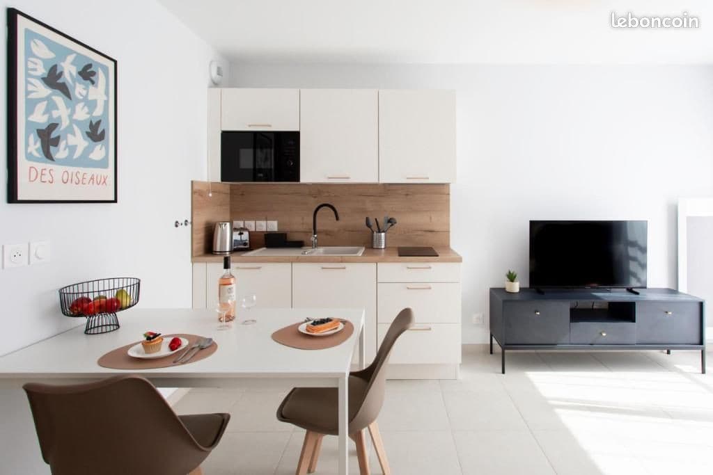 Studio de 30 m2 est équipé d'un garage privé