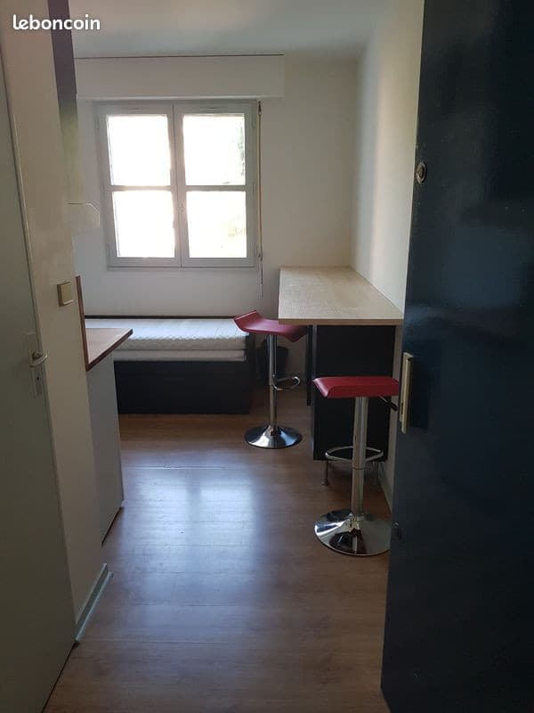 Studio 12m2 Gif sur Yvette bus direct Paris Saclay RER B