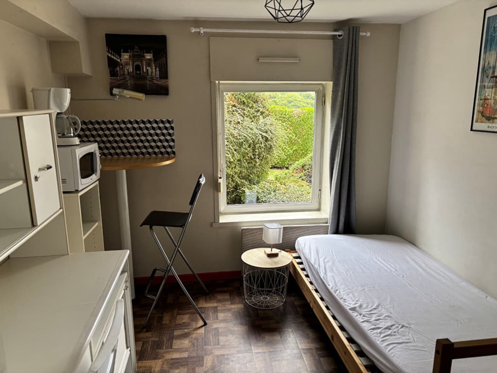 Location studio meublé
